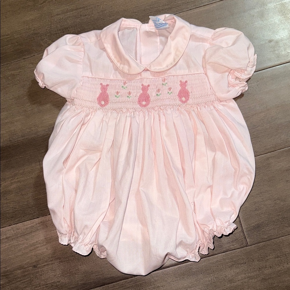 VTG Baby Crest Pink Smocked Bunny Easter Bubble Romper SZ 6/9M